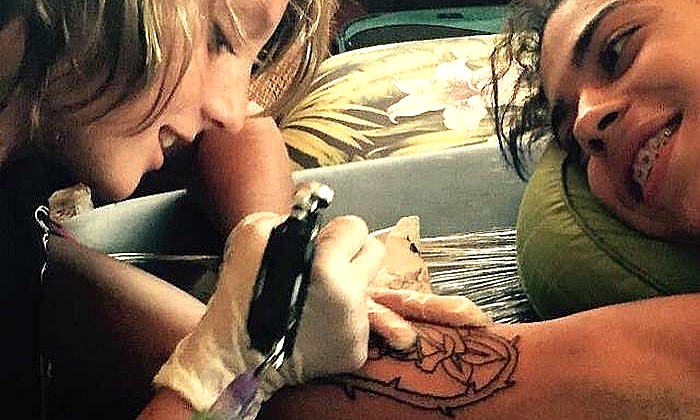 12-летний татуировщик поражает мир своим творчеством