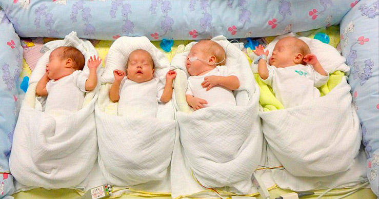 37-летняя женщина впервые родила: на свет появились четверняшки!