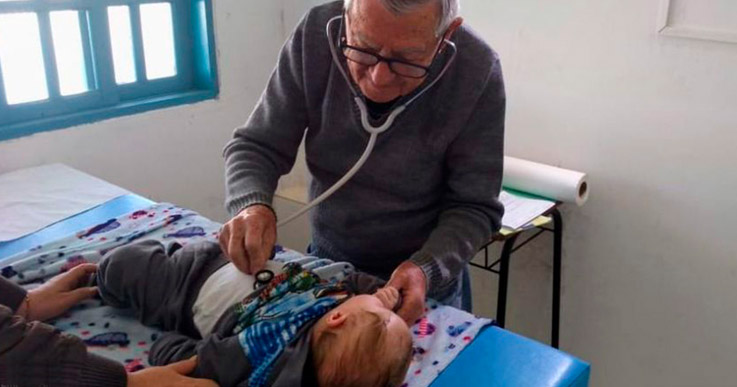 92-летний педиатр бесплатно лечит бедных детей: ″Буду работать, пока смогу″