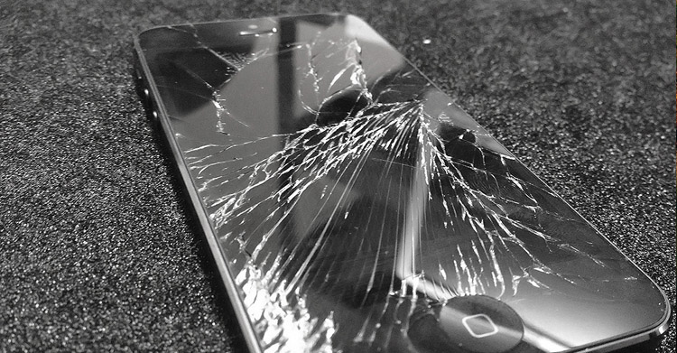 Защитные стекла для смартфона: достоинства и недостатки
